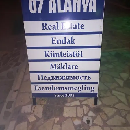 Cleopatra House - Just Beautiful In Center Of Daire Alanya